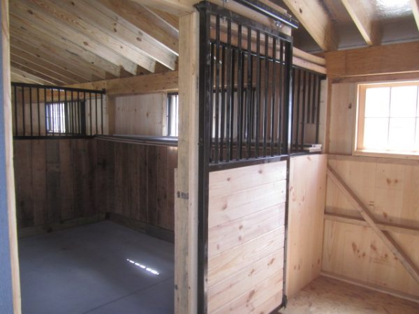 Lean-to horse barn stall