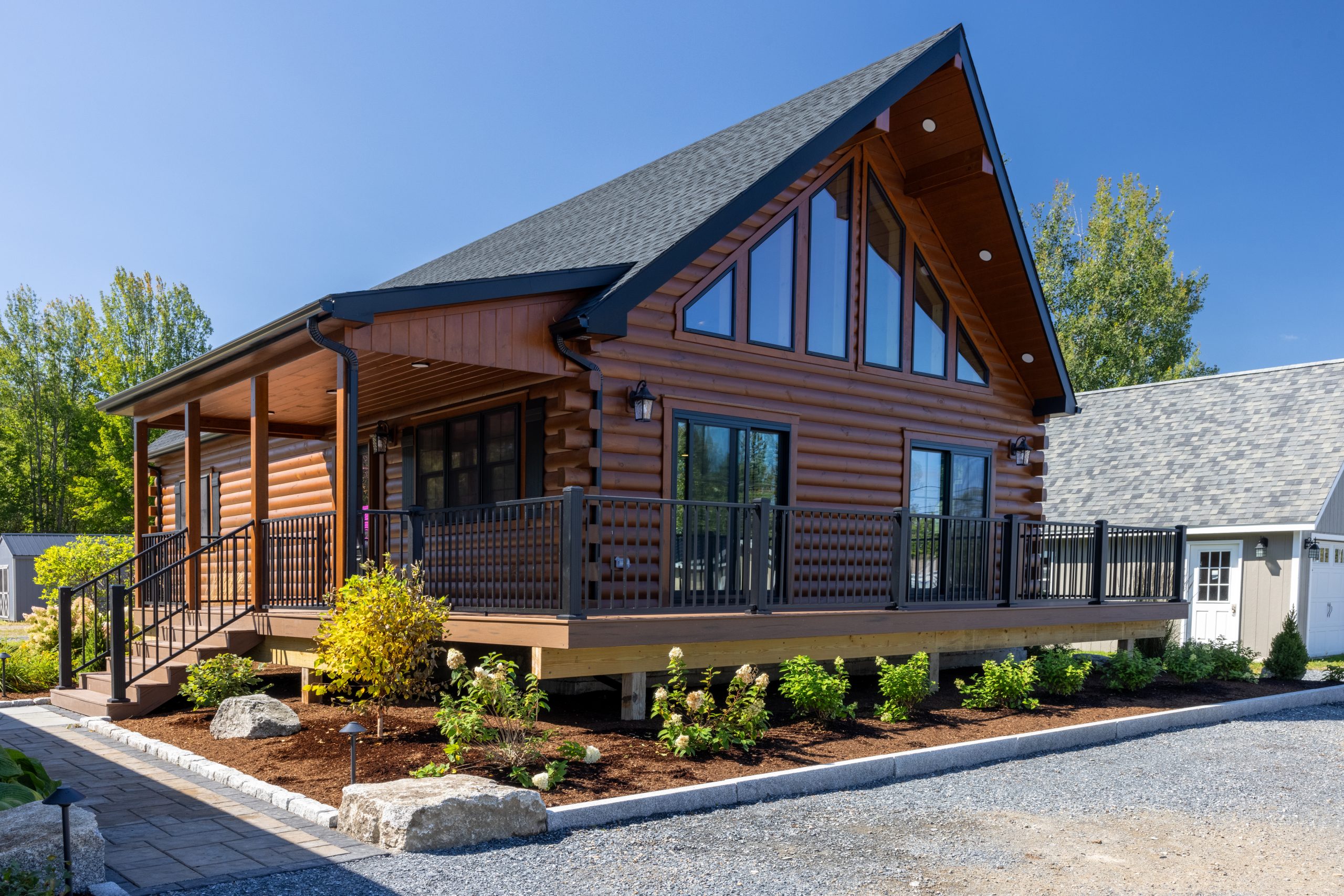 Log home in Maine