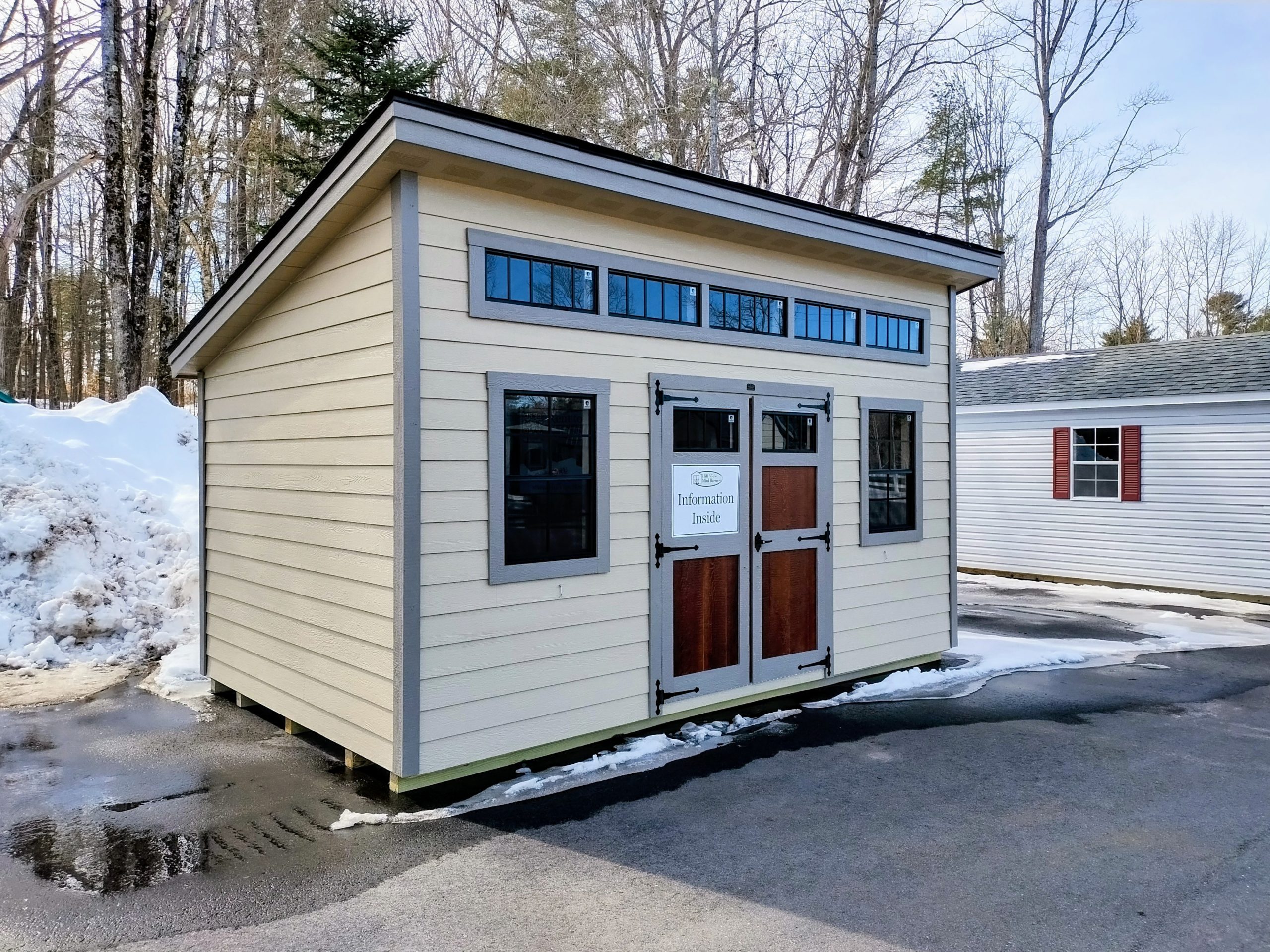 15121 Storage 10x16 DISPLAY ONLY