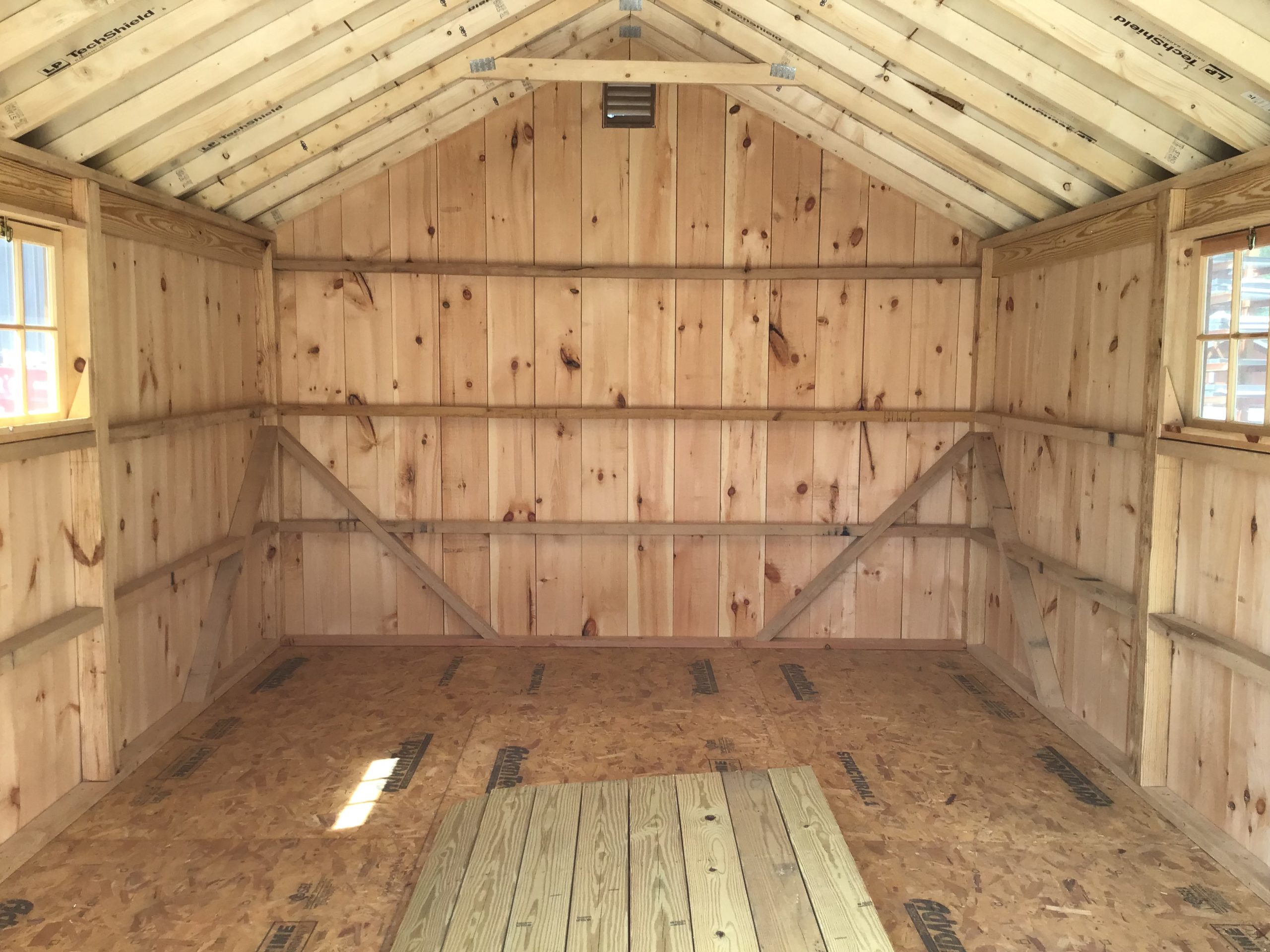 15269 Storage 12x16 - Image 4